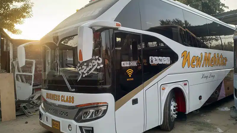 New Makhtar Bus Service New Mekhtar Quetta to Karachi & Lahore Bus